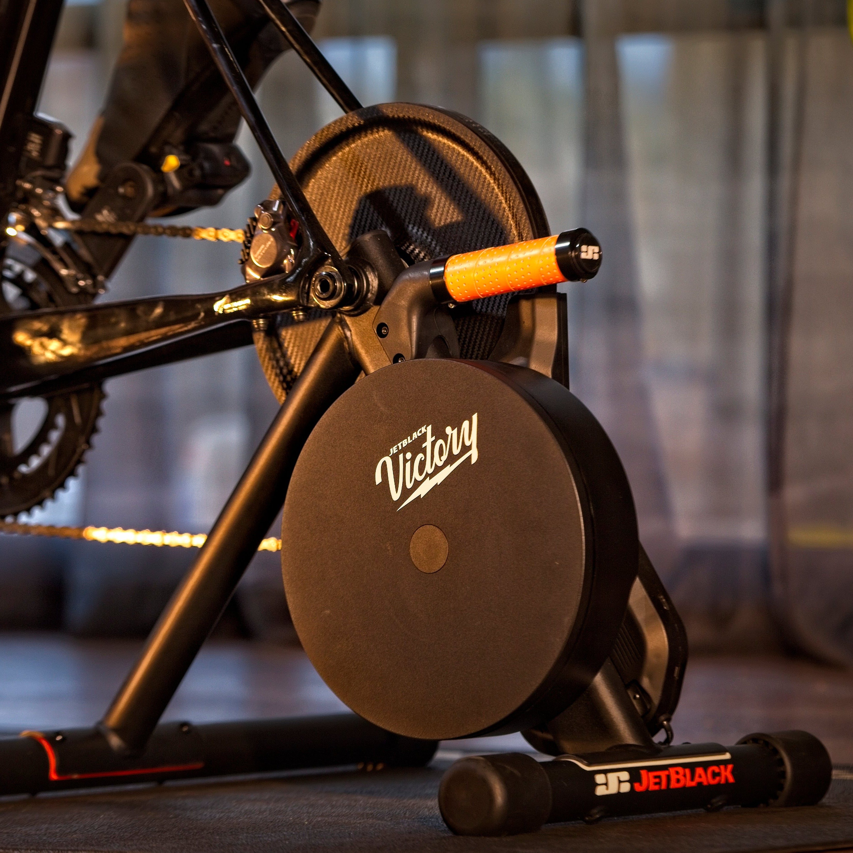 VICTORY Smart Trainer with Zwift Cog and Click